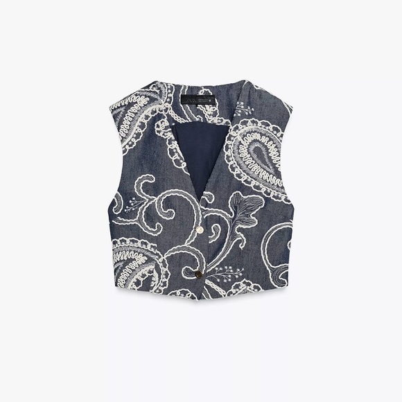 ZARA Blue and White Skirt and Top Set! - Picture 2 of 3